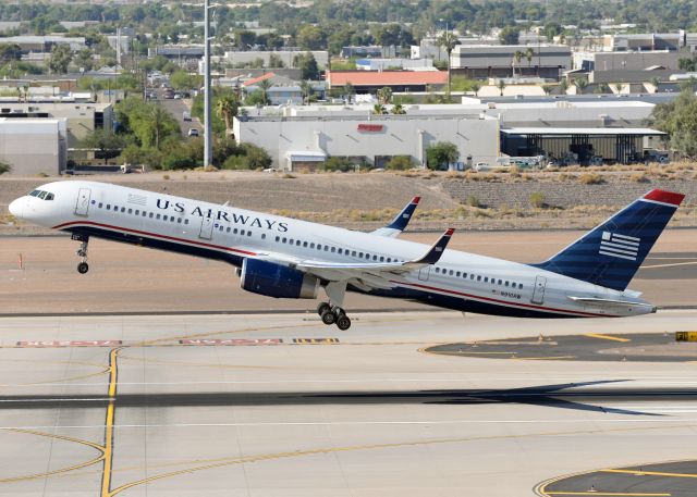 Boeing 757-200 (N910AW)