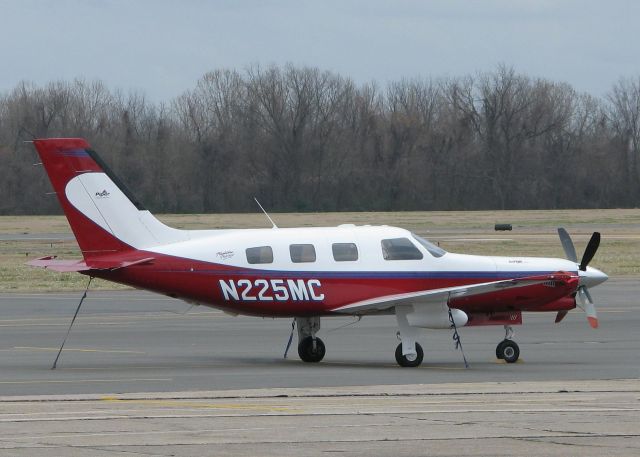 Piper Malibu Mirage (N225MC) - Parked at the Downtown Shreveport airport.