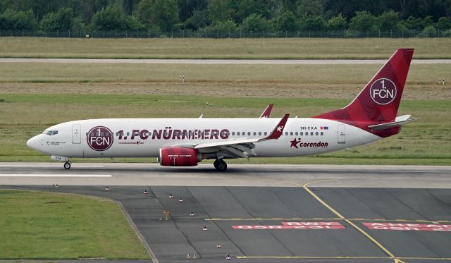 Boeing 737-800 (9H-CXA) - Landing at DUS/EDDL with special livery "1. FC Nürnberg"