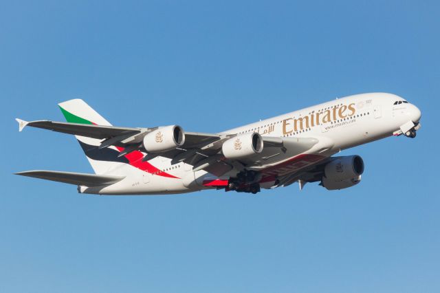 Airbus A380-800 (A6-EUE)