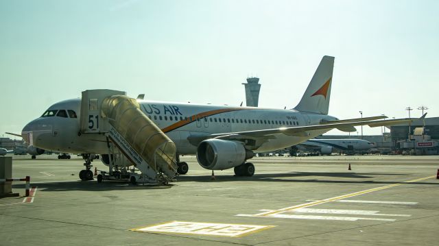 Airbus A320 (5B-DDO)