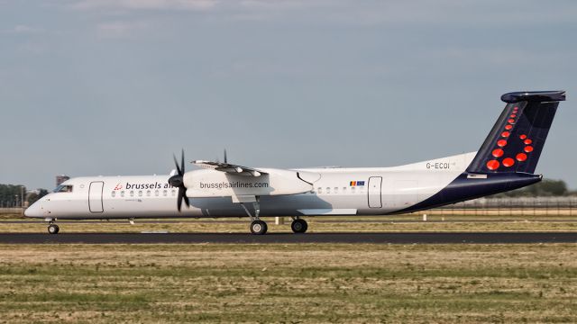 de Havilland Dash 8-100 (G-ECOI)