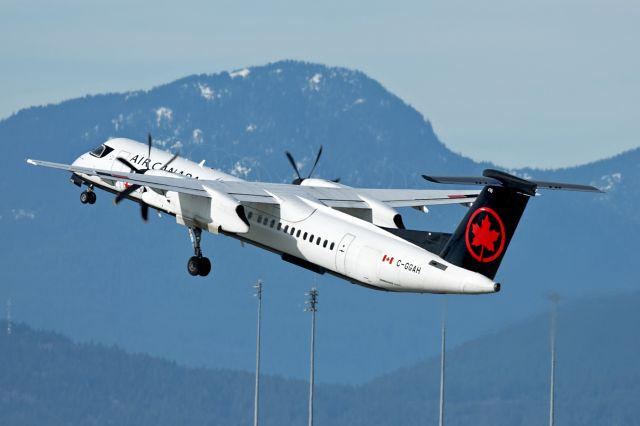 de Havilland Dash 8-400 (C-GGAH)