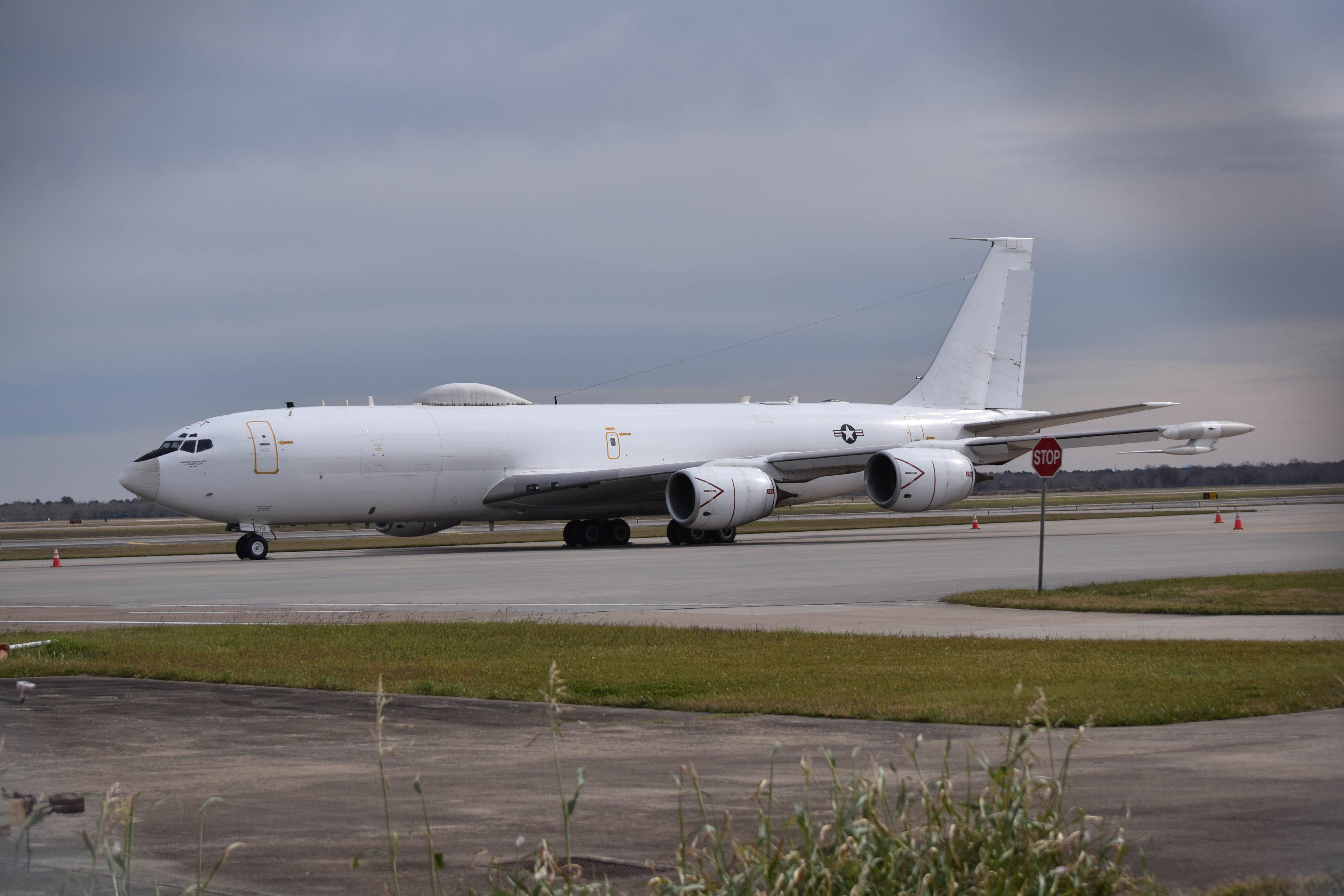 16-3919 — - 1/1/2018: US Navy Boeing E-6B Mercury (16-3919) at Ellington Field. 