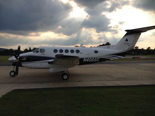 Beechcraft Super King Air 200 (N400SC)