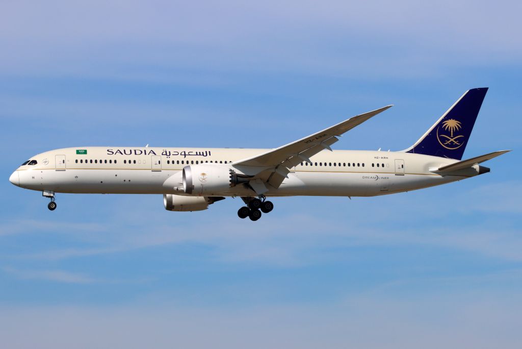 Boeing 787-9 Dreamliner (HZ-ARH)