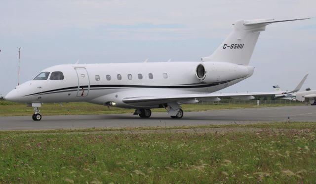 Embraer Legacy 550 (C-GSHU) - CYGR-CYUL