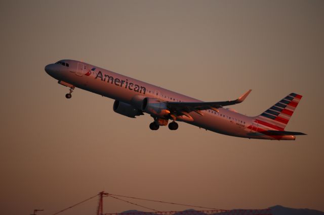 Airbus A321neo (N400AN)