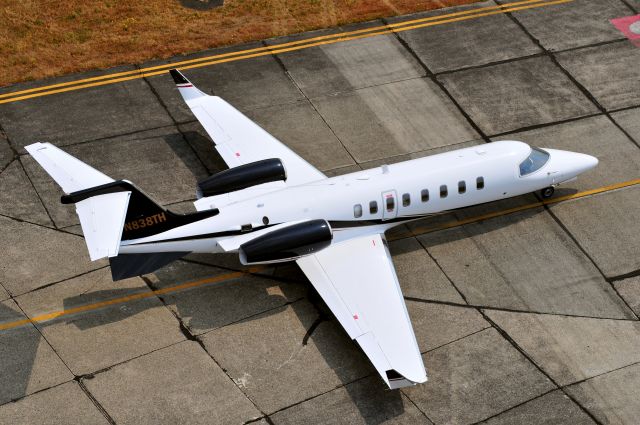 Learjet 45 (N838TH)