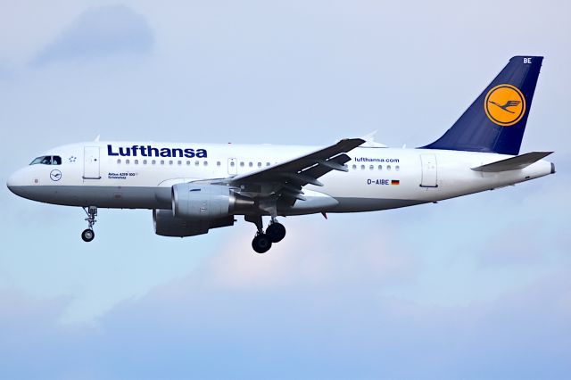 Airbus A319 (D-AIBE)