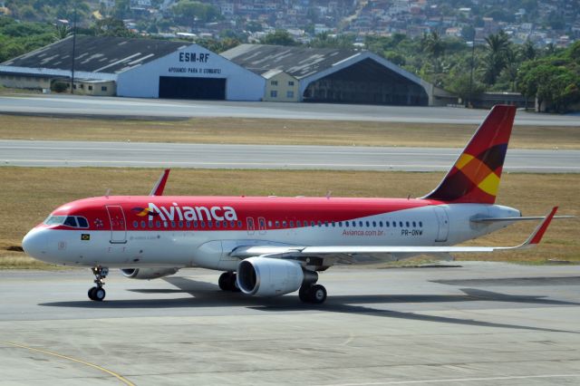 Airbus A320 (PR-ONW)