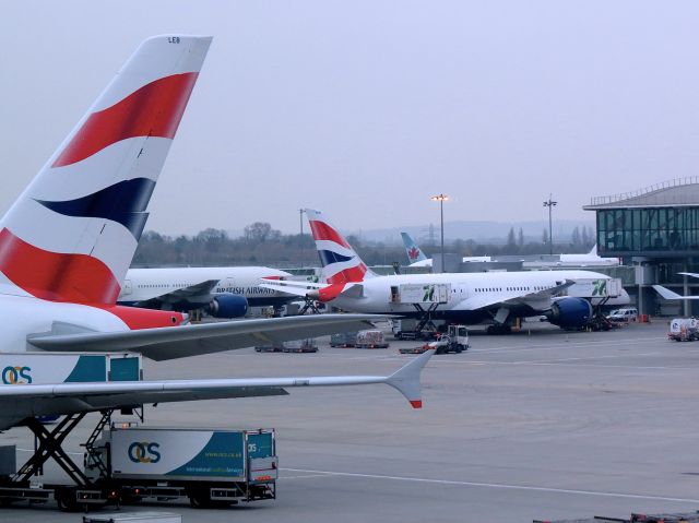 Airbus A380-800 (G-XLEB) - a rel=nofollow href=http://flightaware.com/live/flight/GXLEB/history/20141201/1800Z/EGLL/FAORhttp://flightaware.com/live/flight/GXLEB/history/20141201/1800Z/EGLL/FAOR/a
