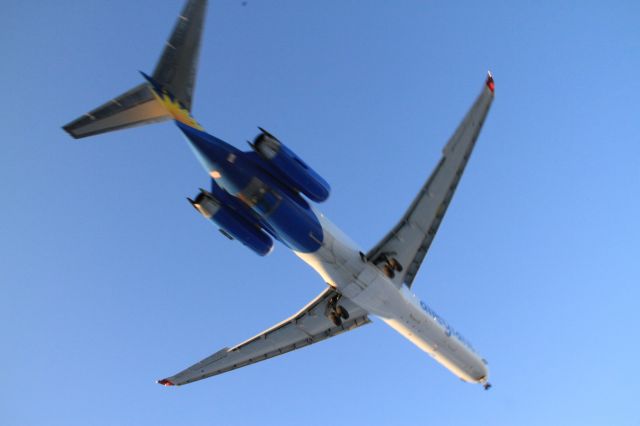 McDonnell Douglas MD-83 — - Allegiant 224 roaring overhead for short final at BLI runway 34 inbound from San Diego