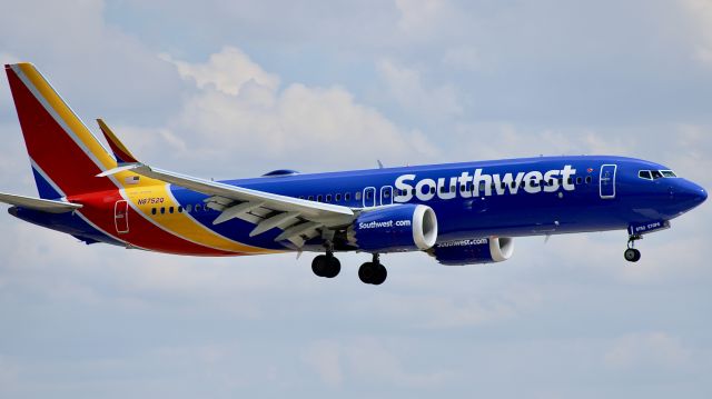 Boeing 737 MAX 8 (N8752Q) - 4/15/23