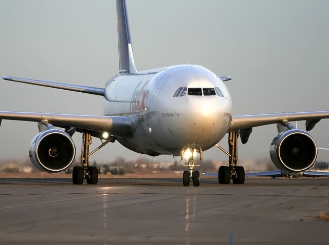 N815FD — - Just landed on Rwy 16 and exiting onto Uniform right in front of us.