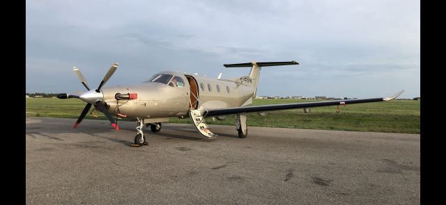 Pilatus PC-12 (C-FIPN)