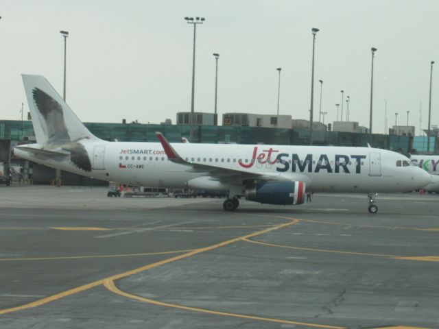 Airbus A320 (CC-AWE)