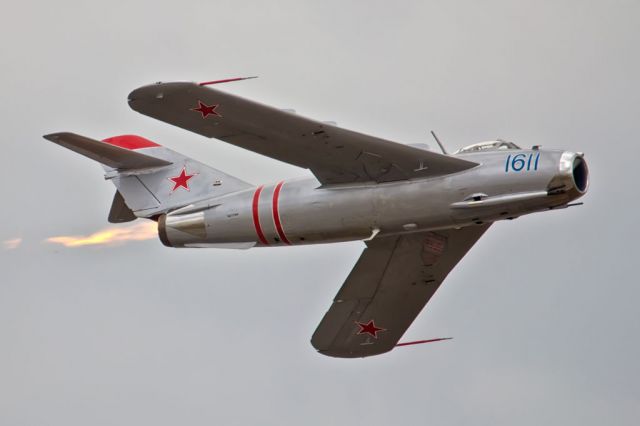 — — - MIG17 lighting the burner