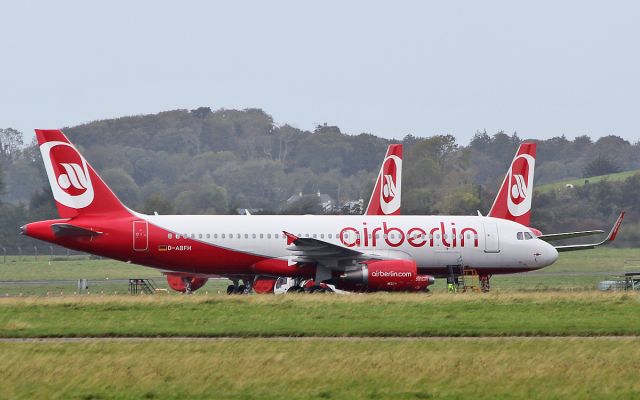 Airbus A320 (D-ABFH) - air berlin a320-214 d-abfh at shannon 2/10/17.