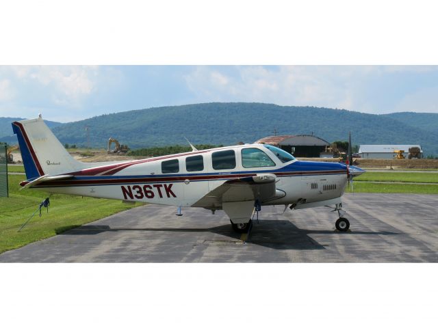 Beechcraft Bonanza (36) (N36TK) - A very nice Bonanza!