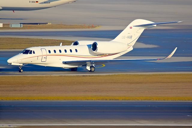 Cessna Citation X (OE-HUB)