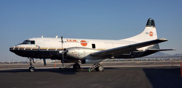 CONVAIR CV-580 (XA-UMI)