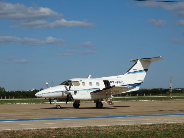 Embraer EMB-121 Xingu (PT-FRG) - EMBRAER EMB-121 A-1 XINGU II (1981 C/N 121044; DEPARTAMENTO NACIONAL DE ESTRADAS DE RODAGENS - DNER; GOVERNO DO ESTADO DO RIO GRANDE DO NORTE - BRAZIL)