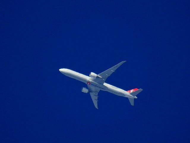 BOEING 777-300ER (TC-JJV) - EPZA-Poland