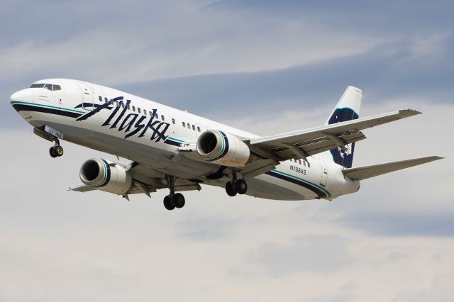BOEING 737-400 (N788AS)