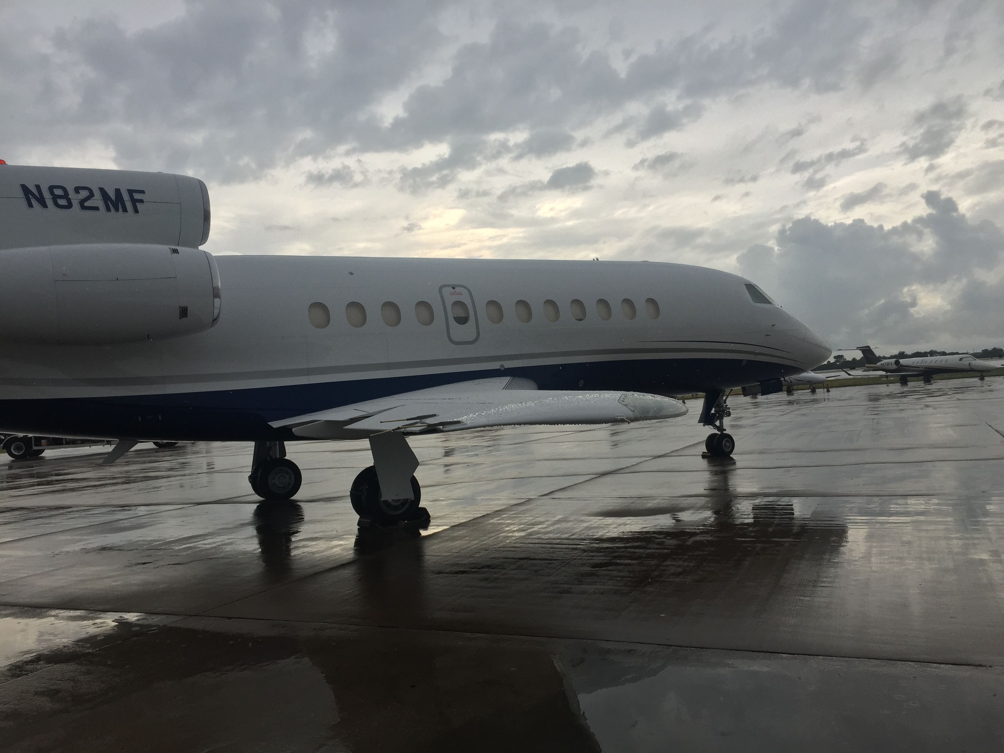 Dassault Falcon 900 (N82MF)