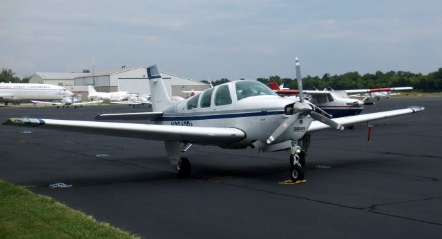 Beechcraft Bonanza (33) (N8246P)