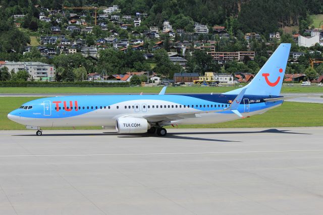 Boeing 737-800 (OO-JAV)