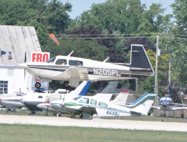 Mooney M-20 (N205PL)