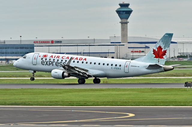 Embraer 175 (C-FEKS)