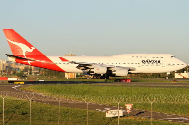 Boeing 747-400 (VH-OJA)