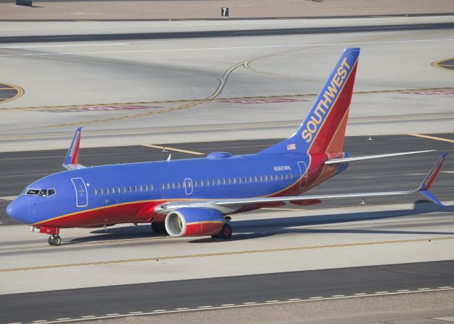 Boeing 737-700 (N965WN)