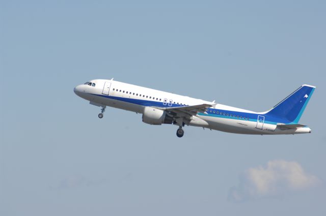 BON8382 — - Departure at Haneda Intl Airport 34R on 2007/12/16 No Title exANA