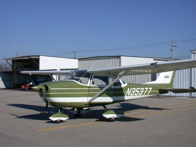 Cessna Skyhawk (N35377)