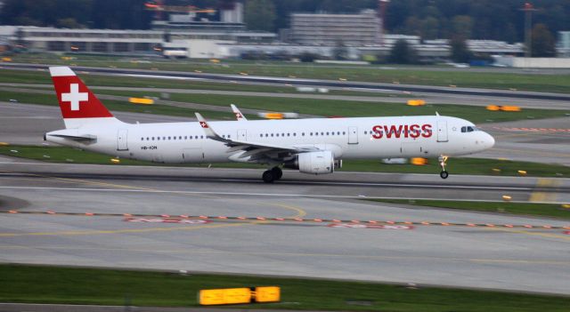Airbus A321 (HB-ION)