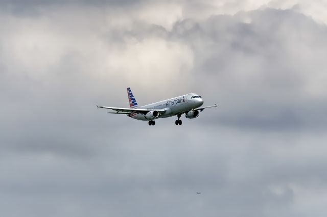 Airbus A321 —