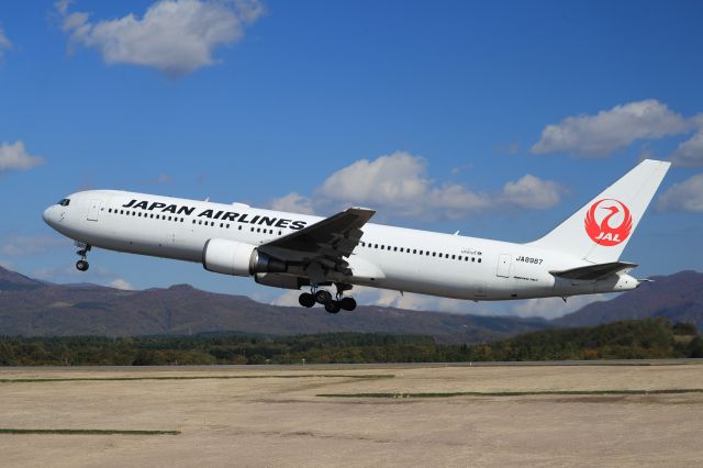 BOEING 767-300 (JA8987) - October 15th 2017:HKD-HND.