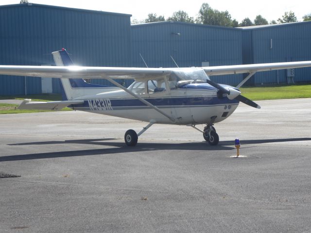 Cessna Skyhawk (N4331R)