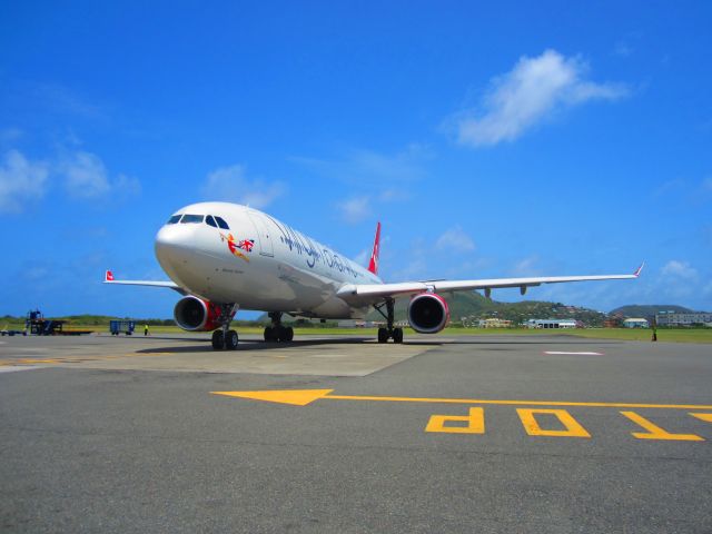 Airbus A330-300 (G-VSXY)