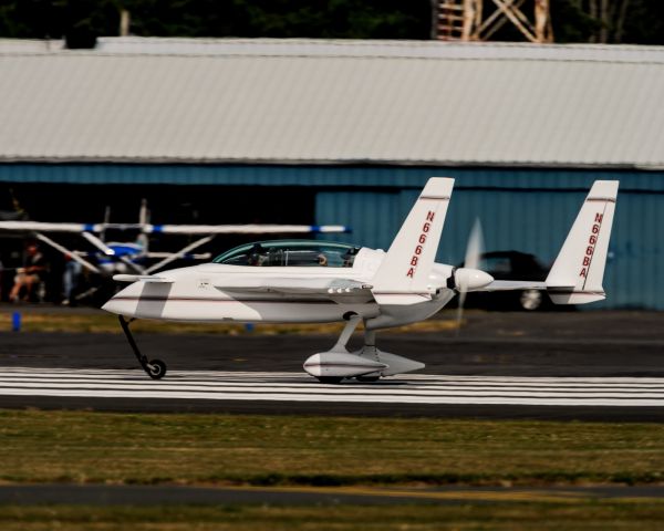 Beechcraft King Air 90 (N666BA) - 2013 Arlington WA Fly-In