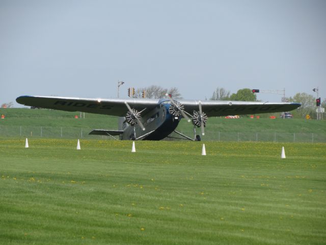 Ford Tri-Motor (NC8407)