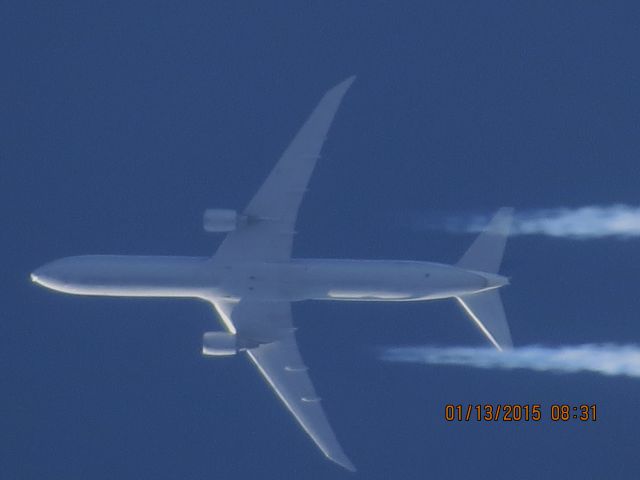 BOEING 767-400 (N77066) - United Airlines flight 14 from Honolulu to New York over Baxter Springs Kansas (78Ks) at 35,000 feet.