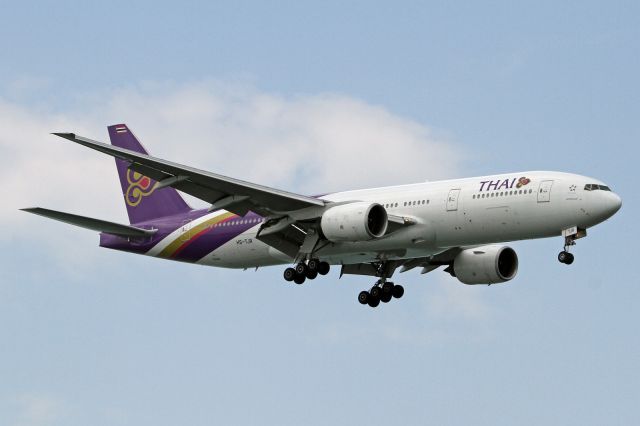 Boeing 777-200 (HS-TJR)