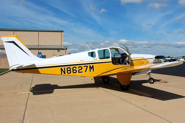 Beechcraft 35 Bonanza (N8627M)