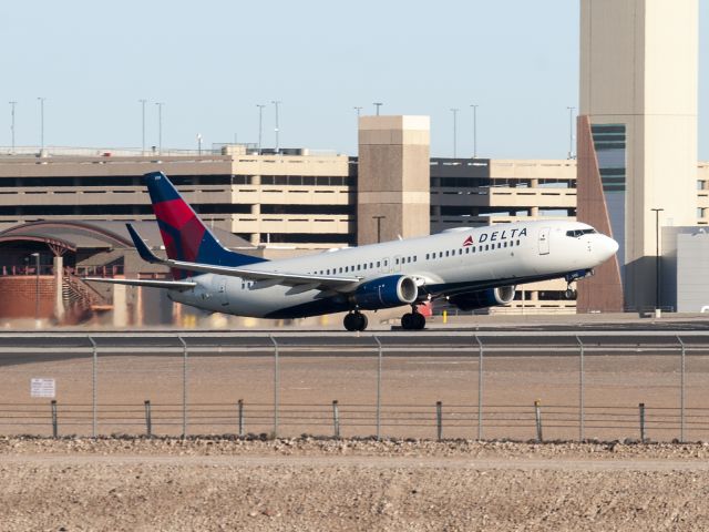 Boeing 737-800 (N372DA) - 9/23/2017