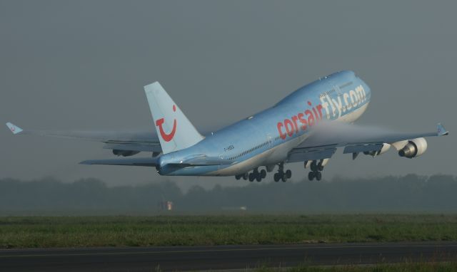 Boeing 747-400 (F-HSEA)